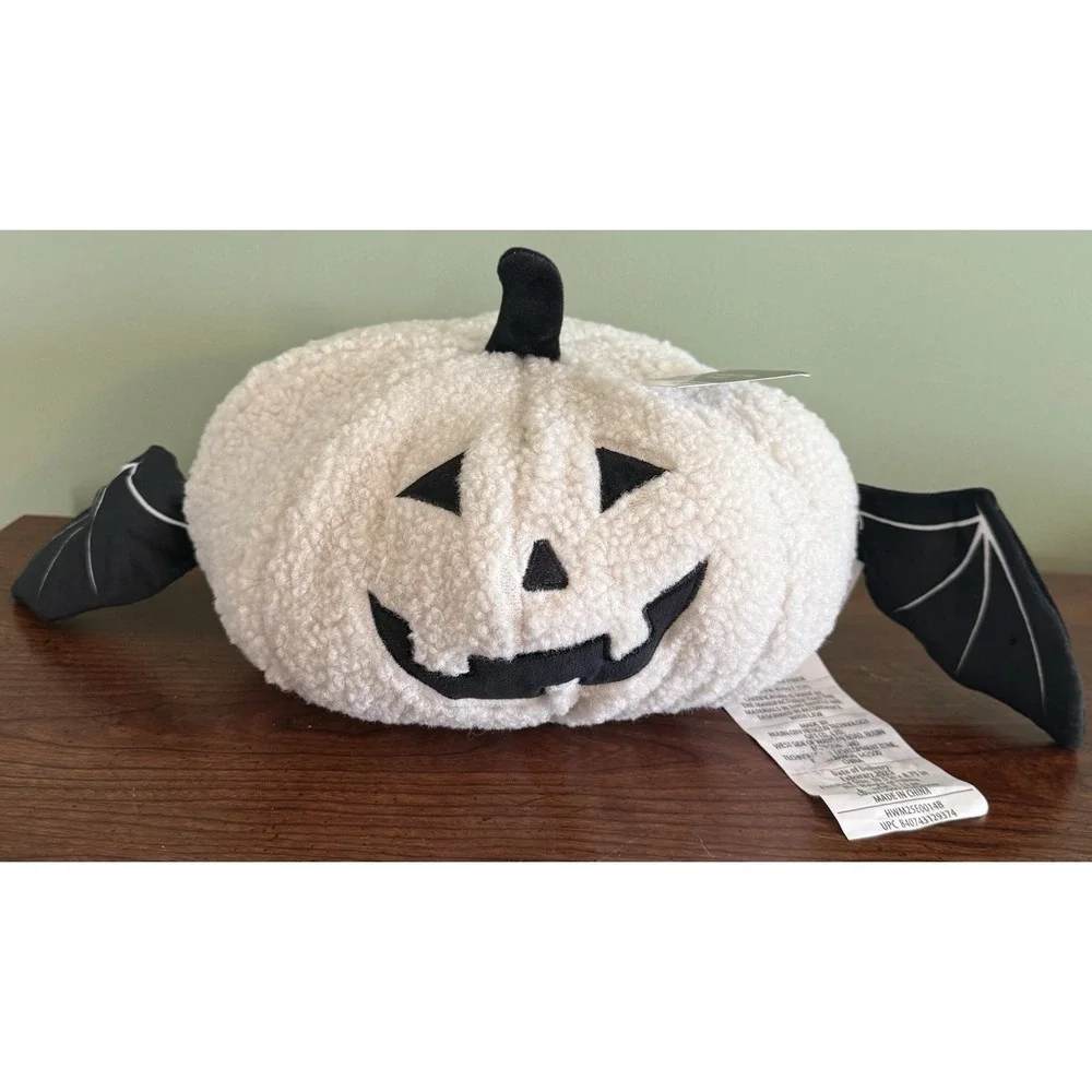 Fall‎ Halloween Bat Pumpkin Shaped w/ Bat Wings Decortive Pillow 11